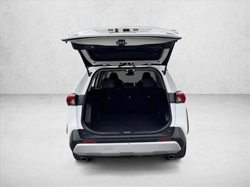 Used 2024 Toyota RAV4 Adventure image 7