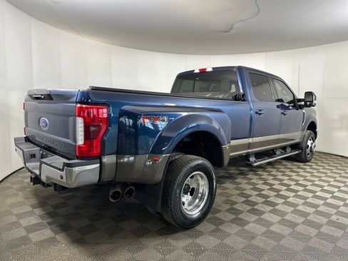 Used 2017 Ford F350 Lariat w/ Lariat Ultimate Package image 3