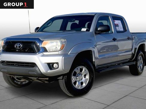Used 2012 Toyota Tacoma PreRunner image 1