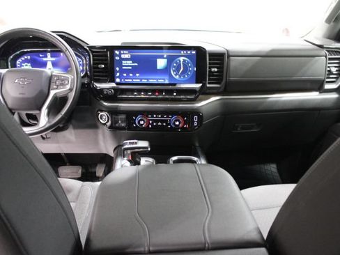 Used 2023 Chevrolet Silverado 1500 RST AWD/4WD image 30