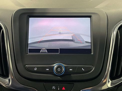 Used 2024 Chevrolet Equinox LT FWD image 4