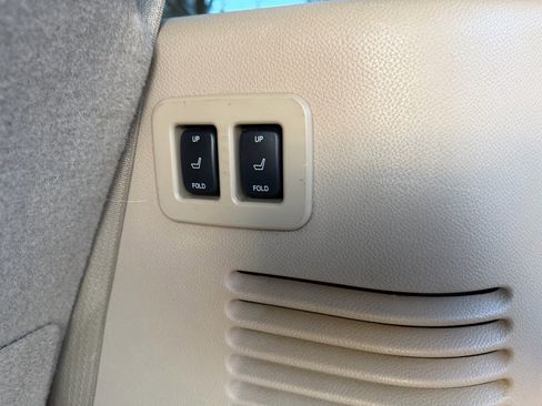 Used 2008 Lincoln Navigator 4WD image 28