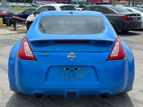 Used 2009 Nissan 370Z Touring w/ Sport Pkg RWD image 6