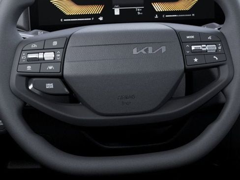 New 2026 Kia K4 LXS image 22