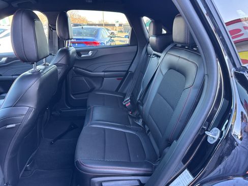 Used 2025 Ford Escape ST-Line image 6