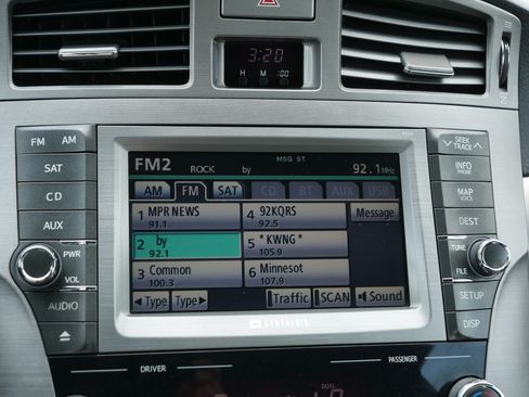 Used 2012 Toyota Avalon Limited FWD image 22