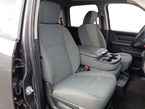 Used 2016 RAM 1500 Express image 25