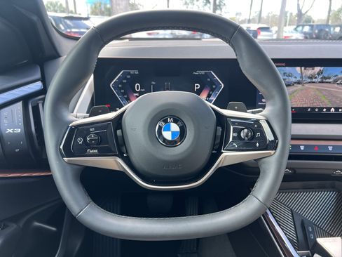Certified 2025 BMW X3 xDrive30i image 18