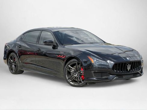 Used 2022 Maserati Quattroporte Trofeo RWD image 4