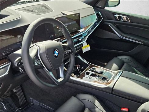 New 2026 BMW X5 sDrive40i w/ Premium Package image 3