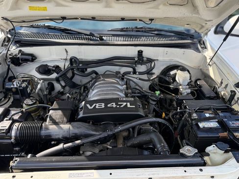 Used 2004 Toyota Sequoia Limited RWD image 92