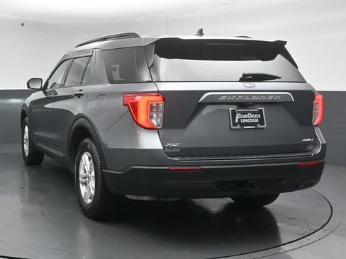 Certified 2022 Ford Explorer XLT w/ Class IV Trailer Tow Package AWD/4WD image 6
