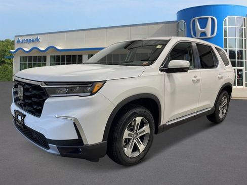 New 2025 Honda Pilot EX-L image 1