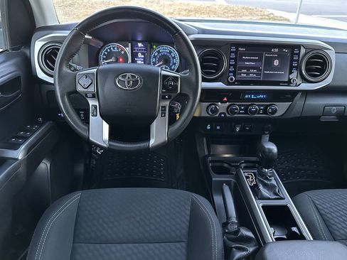 Used 2022 Toyota Tacoma SR5 w/ Trail Edition AWD/4WD image 37