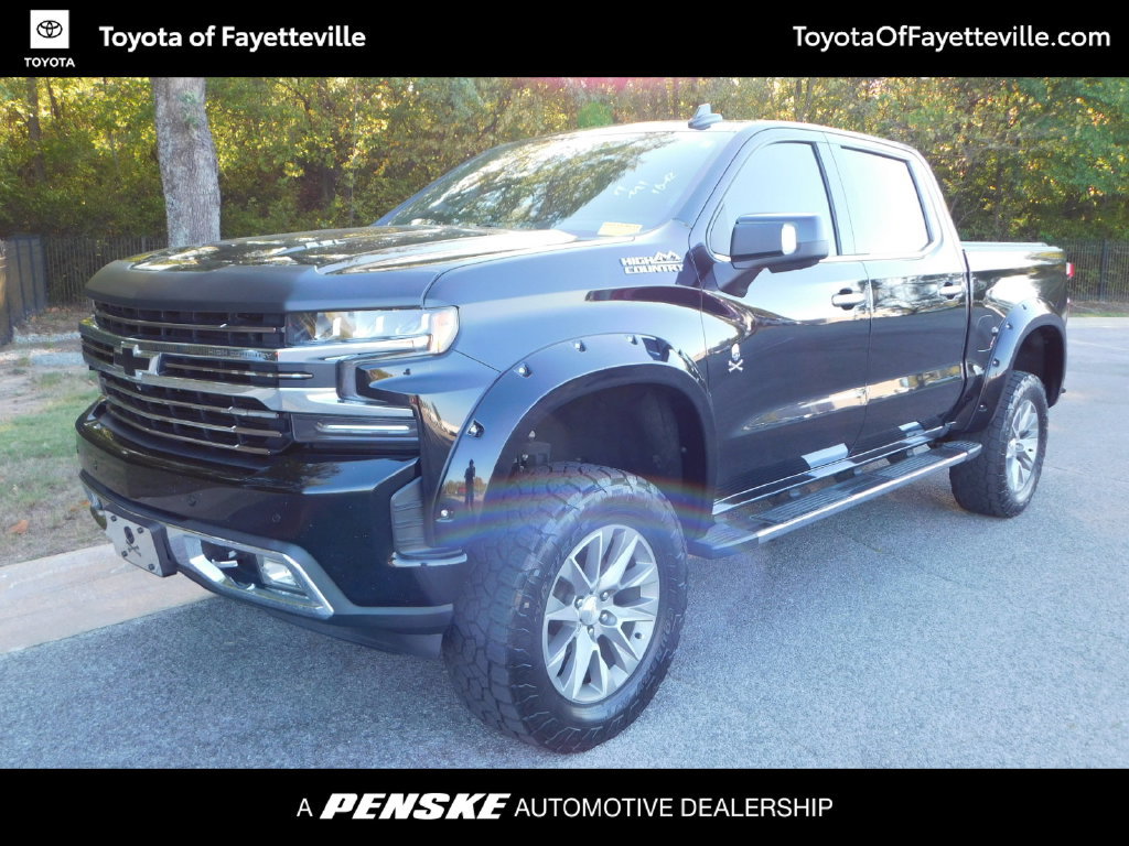 Used 2020 Chevrolet Silverado 1500 High Country w/ Technology Package AWD/4WD image 1