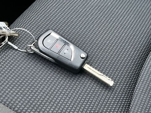 Used 2025 Toyota RAV4 LE image 22