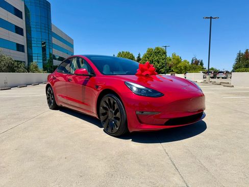Used 2021 Tesla Model 3 Performance AWD/4WD image 2