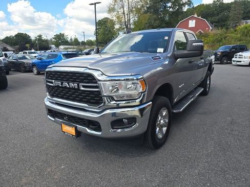 Used 2024 RAM 2500 Big Horn w/ Bed Utility Group image 3