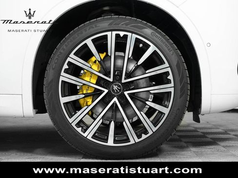 New 2025 Maserati Grecale Modena AWD/4WD image 9