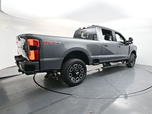 New 2026 Ford F250 Platinum AWD/4WD image 7