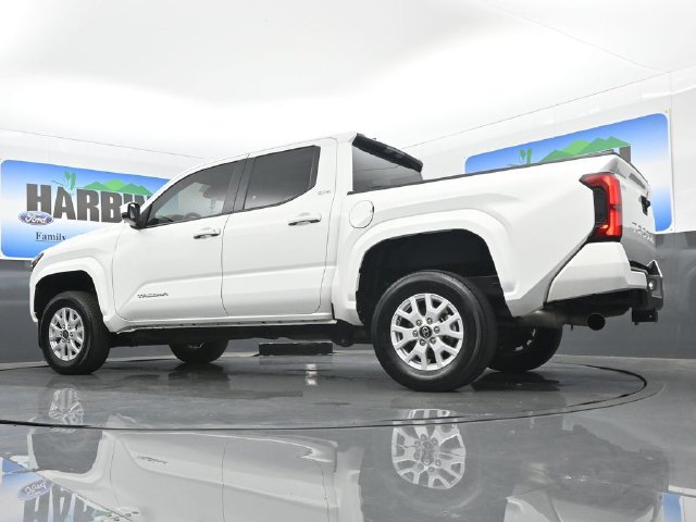 Used 2024 Toyota Tacoma SR5 RWD image 19