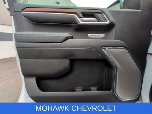 Used 2024 GMC Sierra 1500 Denali w/ Technology Package image 24