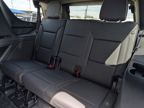 Used 2025 Chevrolet Tahoe Premier image 28