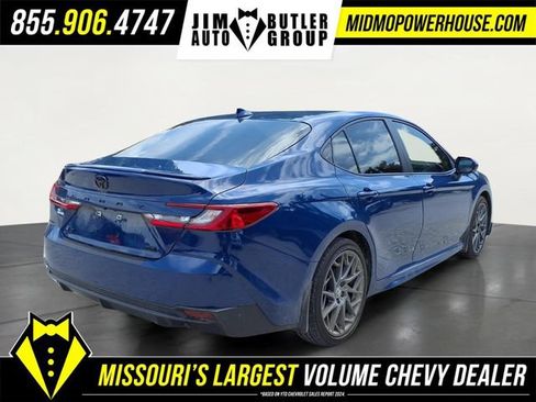 Used 2025 Toyota Camry SE FWD image 22