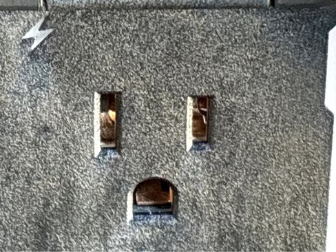 Used 2021 GMC Yukon XL SLT w/ SLT Premium Package image 27