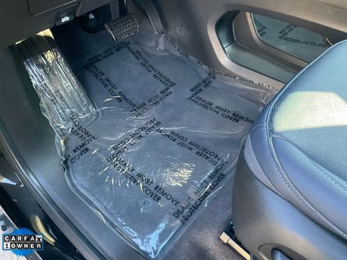 Used 2022 Chevrolet Bolt EUV LT w/ Convenience Package image 19