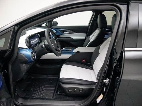 New 2026 Chevrolet Equinox EV LT FWD image 24