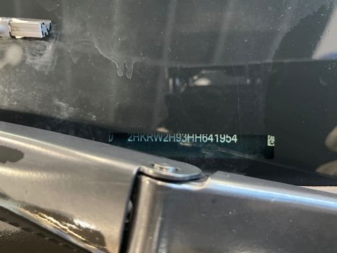 Used 2017 Honda CR-V Touring image 16