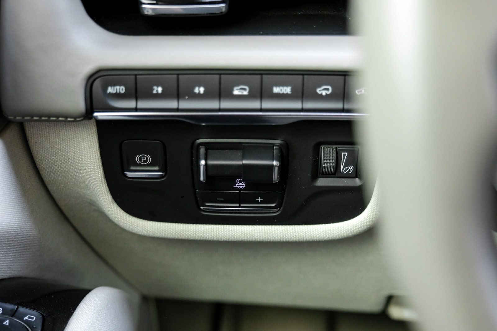 Used 2021 Cadillac Escalade Sport Platinum AWD/4WD image 31