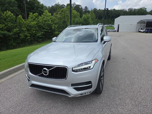 Used 2019 Volvo XC90 T6 Momentum w/ Protection Package Premier AWD/4WD image 2
