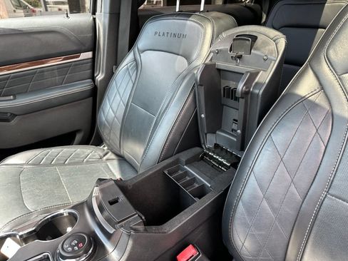 Used 2017 Ford Explorer Platinum AWD/4WD image 21
