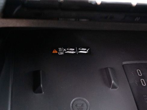 New 2025 Chevrolet Silverado EV LT image 27