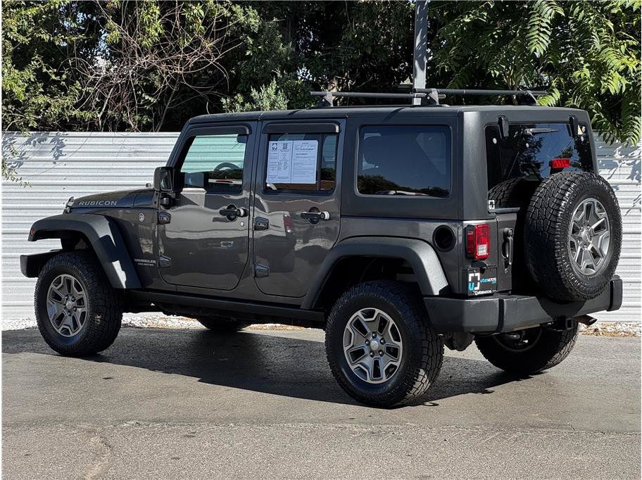 Used 2016 Jeep Wrangler Unlimited Rubicon w/ Connectivity Group AWD/4WD image 10