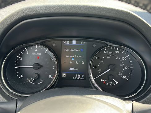 Certified 2022 Nissan Rogue Sport SL w/ Premium Package image 19