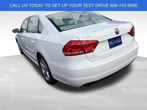 Used 2015 Volkswagen Passat 1.8T Limited Edition FWD image 3
