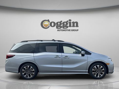 New 2026 Honda Odyssey Elite image 7