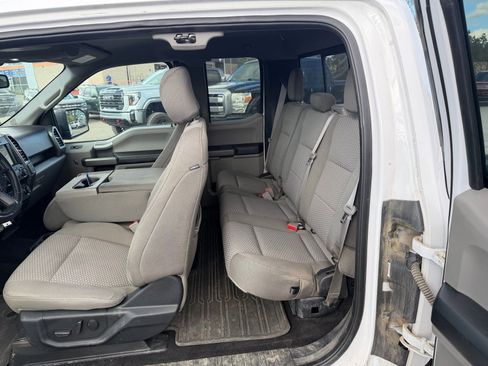 Used 2019 Ford F150 XLT w/ Equipment Group 302A Luxury image 12