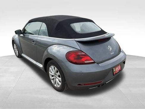 Used 2017 Volkswagen Beetle 1.8T S FWD image 5