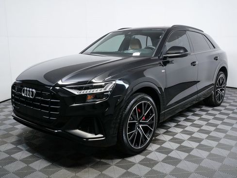 Used 2023 Audi Q8 Premium Plus image 1