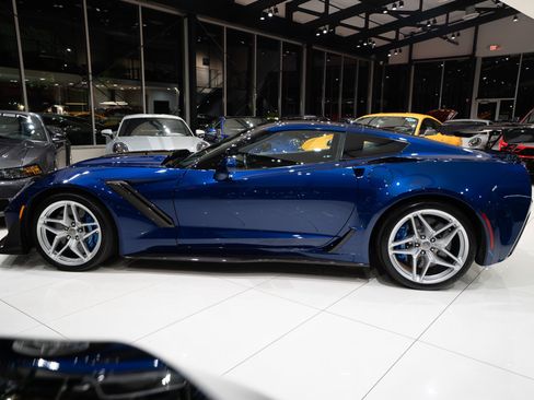 Used 2019 Chevrolet Corvette ZR1 RWD image 40