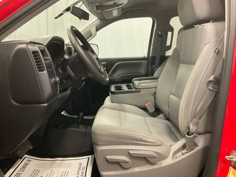 Used 2016 Chevrolet Silverado 1500 Custom w/ Custom Convenience Package AWD/4WD image 7