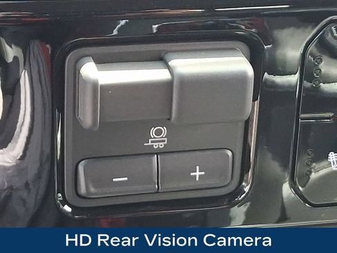 Used 2026 Chevrolet Silverado 1500 LT Trail Boss AWD/4WD image 18