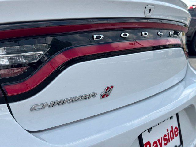 Used 2019 Dodge Charger SXT w/ Cold Weather Package AWD/4WD image 23
