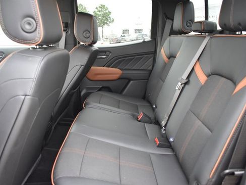 Used 2025 GMC Canyon AT4 image 16