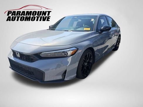 Used 2025 Honda Civic Sport image 6