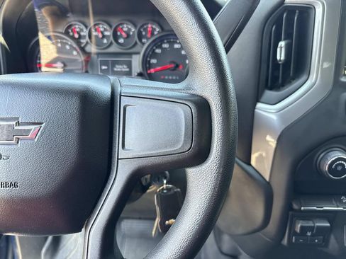 Used 2019 Chevrolet Silverado 1500 Custom Trail Boss w/ Custom Convenience Package AWD/4WD image 24